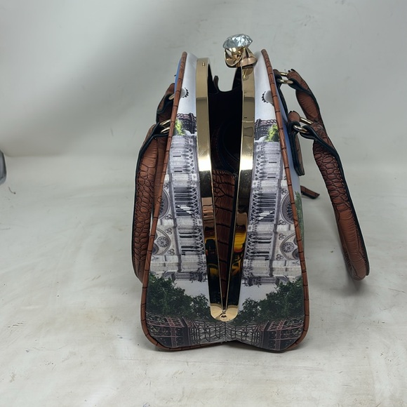 Beautiful Medium Paris handbag - Picture 11 of 13